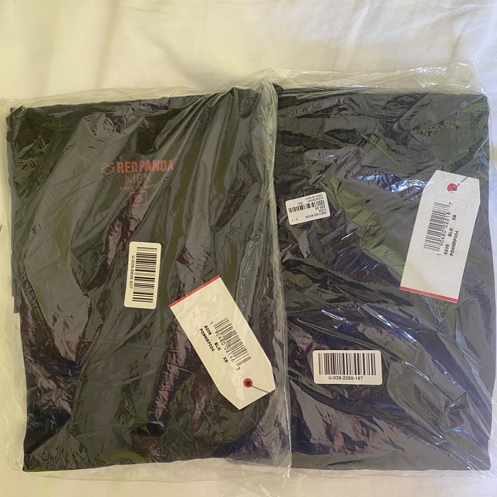 MEN’s RED PANDA Scrub size XS (Black)